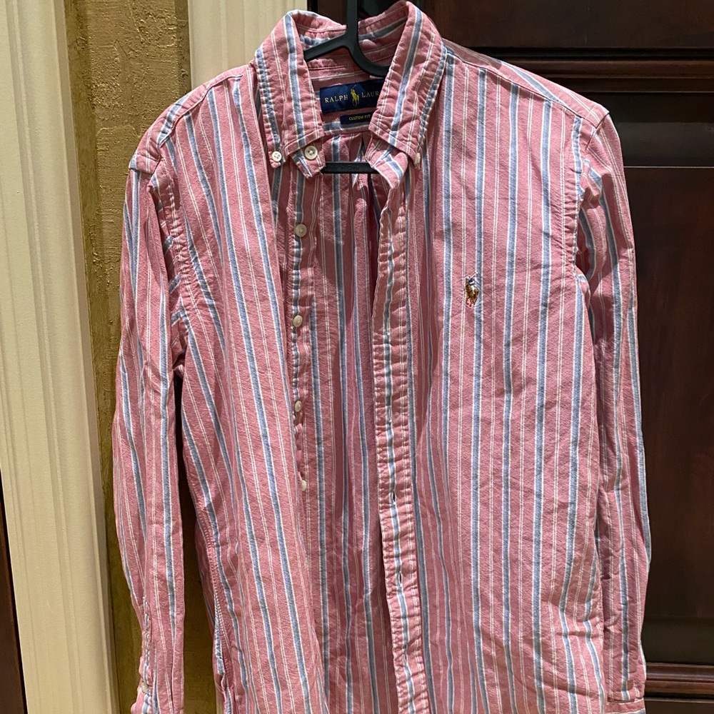 Ralph Lauren Men’s Long Sleeve Collard Shirt Red and Blue Stripe Size Small